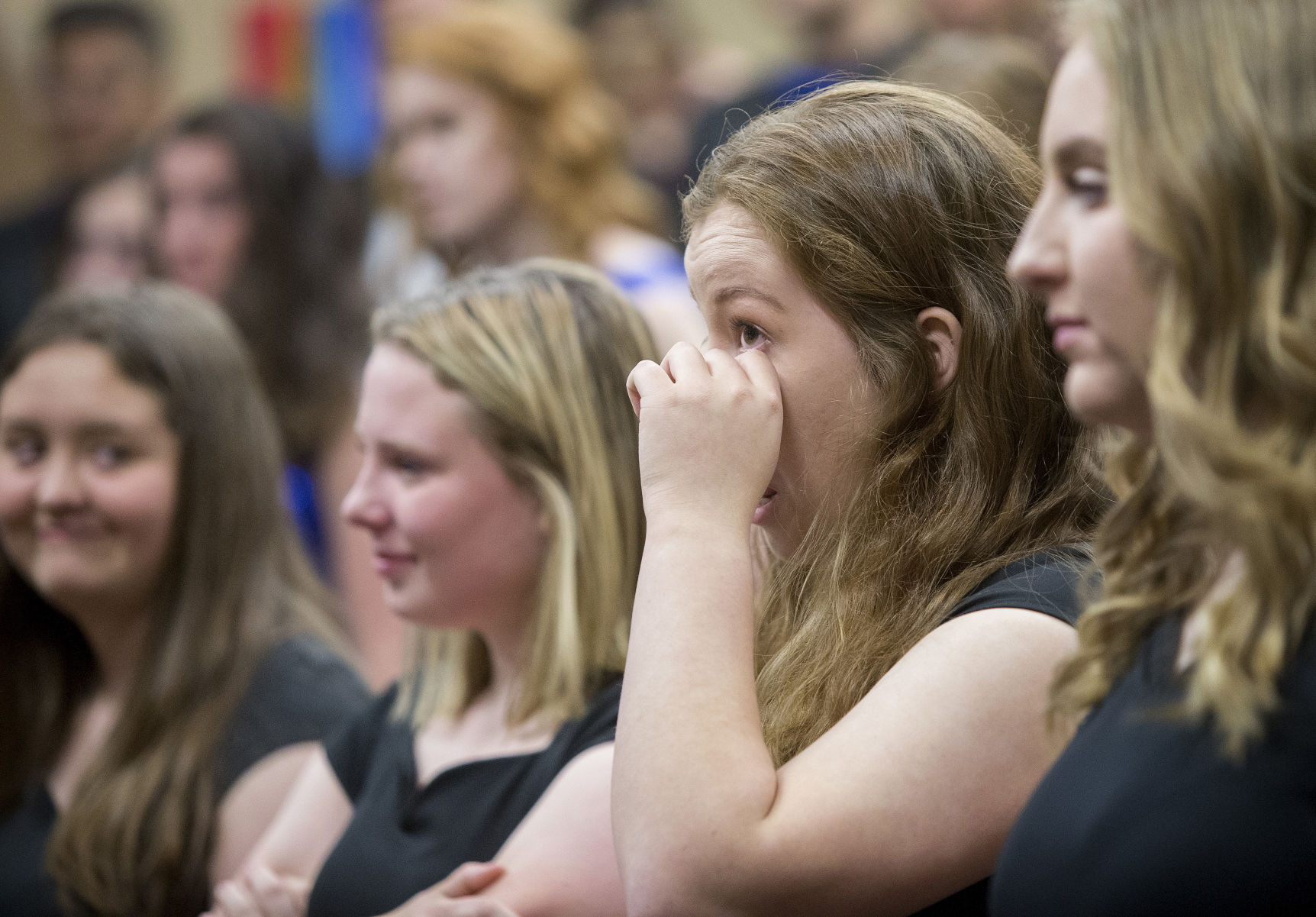 190605-newslocal-ehsgraduate 04.JPG